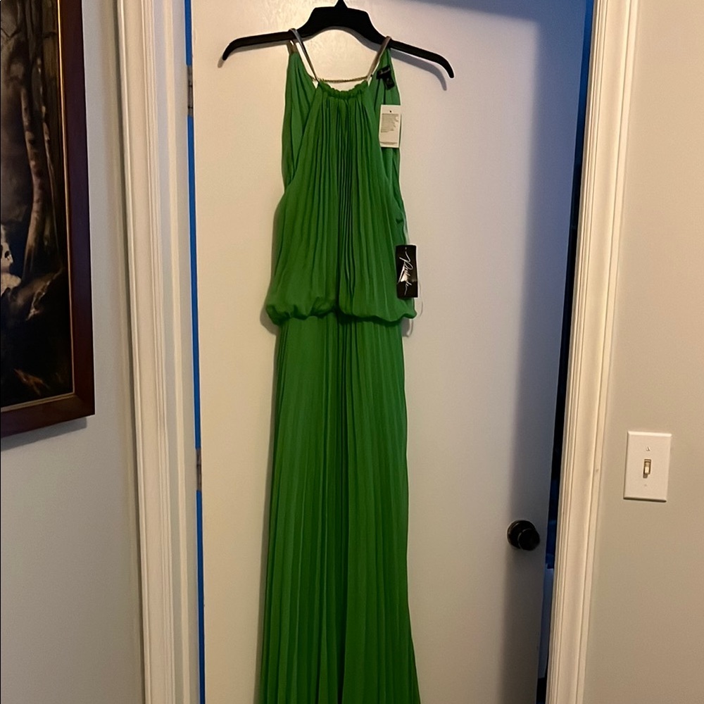 Elegant Green Maxi Dress